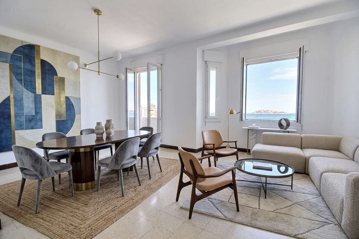 Appartement à MARSEILLE-7E