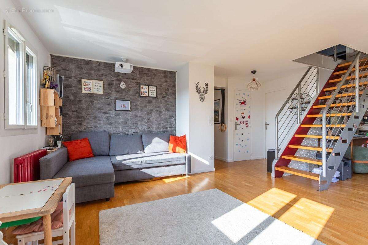 Appartement 91.98 m² (71.02 m² carrez) - 2 Parking - photo 2