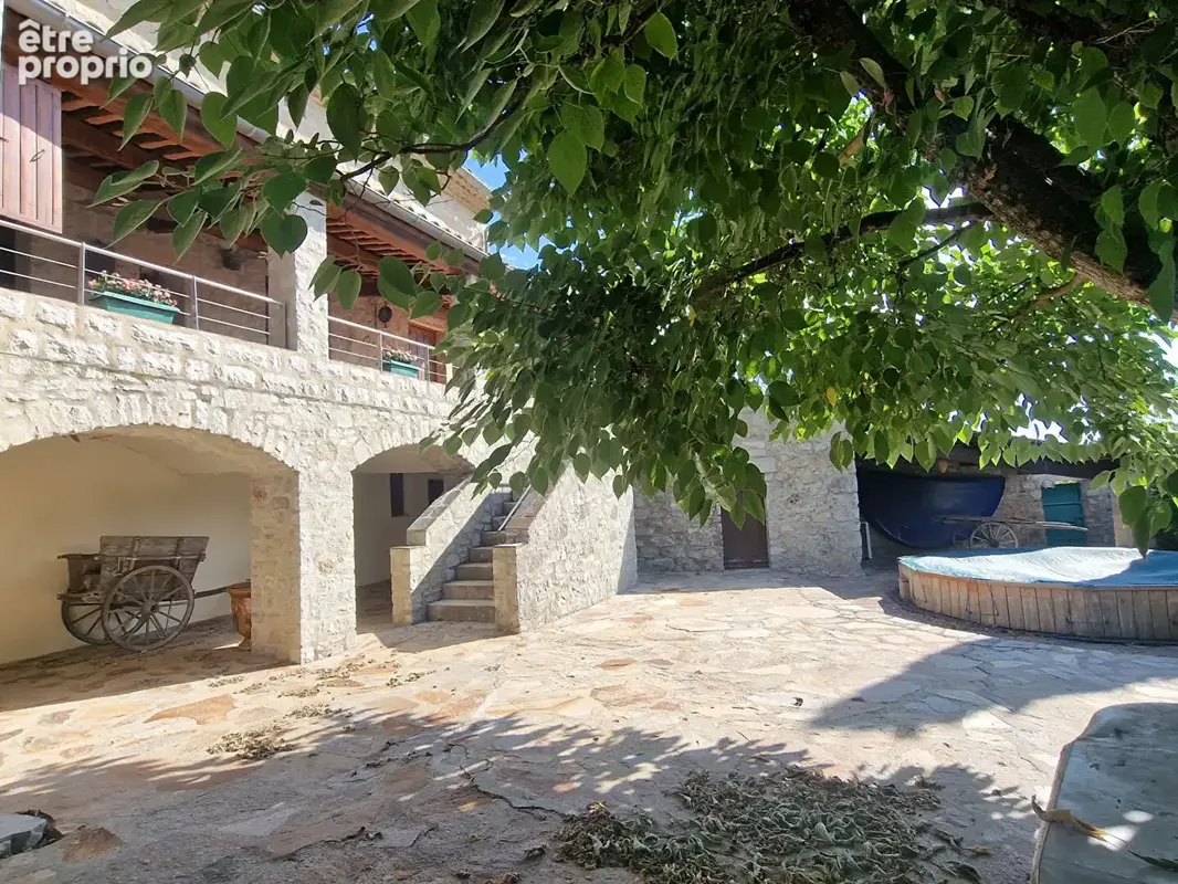Maison à COURRY