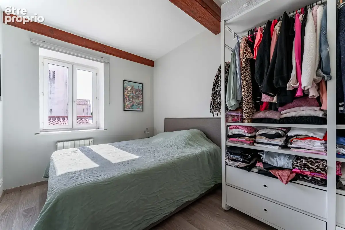 Plein centre, appartement T2 de 40m2 avec garage fermé. - photo 6