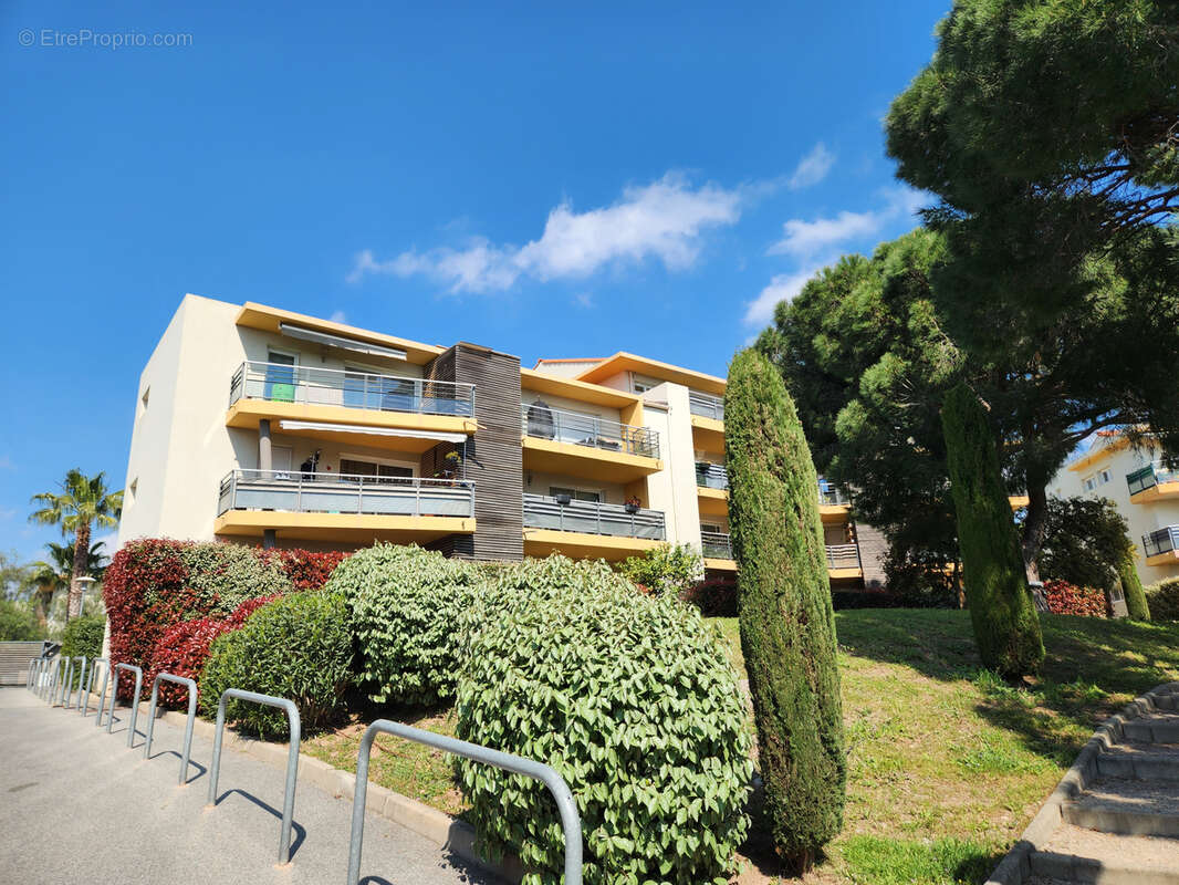 Appartement à FREJUS