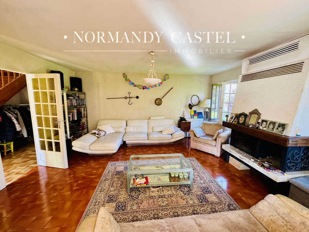 Maison à SAINT-PHILBERT-DES-CHAMPS