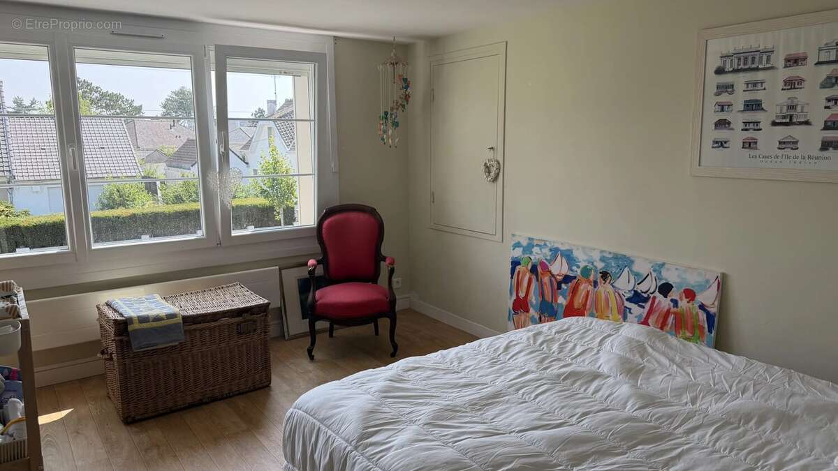 Proximité plage et commerces : villa 4/5 chambres - photo 13