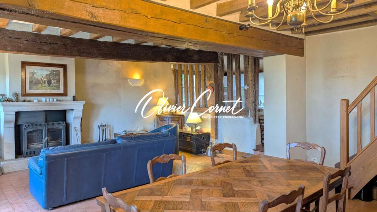 Maison à SAINT-DENIS-D'AUTHOU