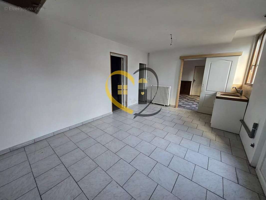 Maison à HENRICHEMONT