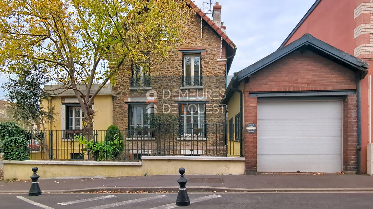 Maison à SARTROUVILLE