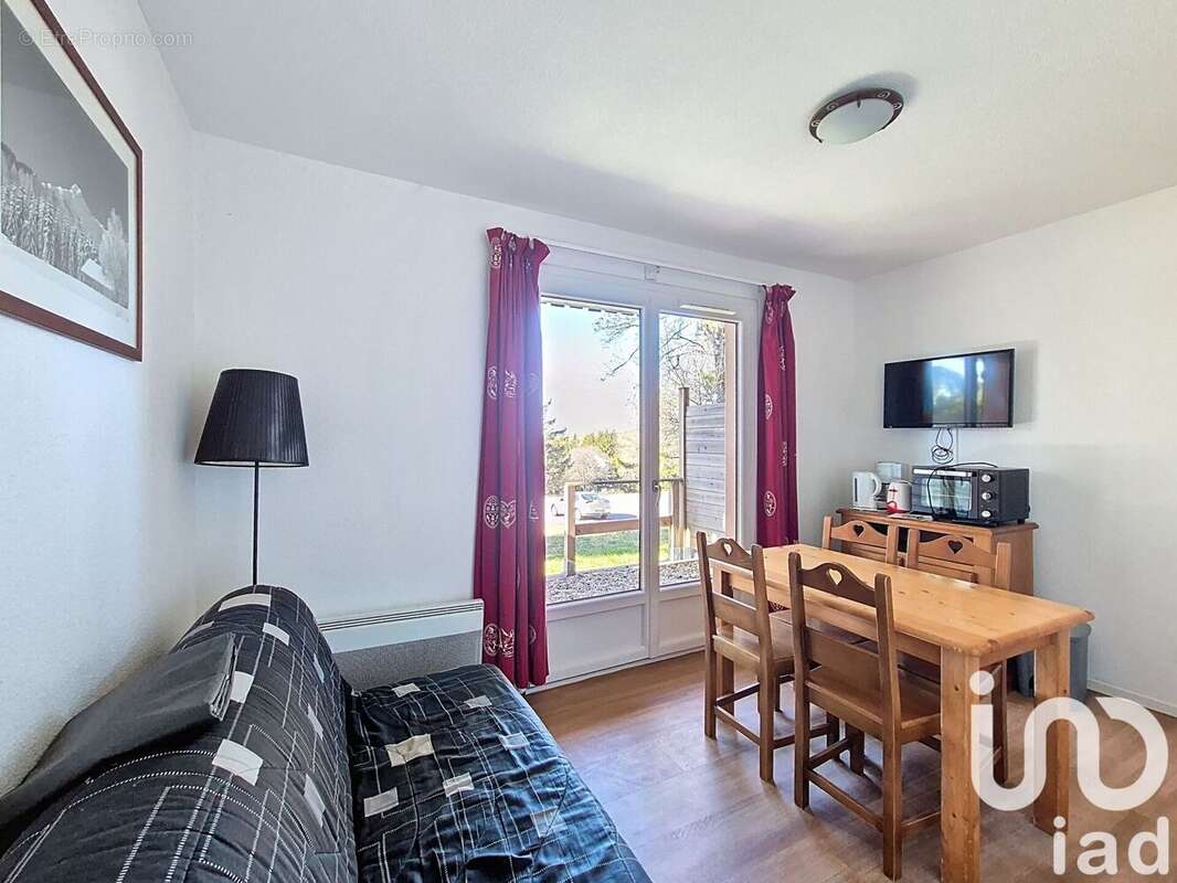 Photo 2 - Appartement à BESSE-ET-SAINT-ANASTAISE