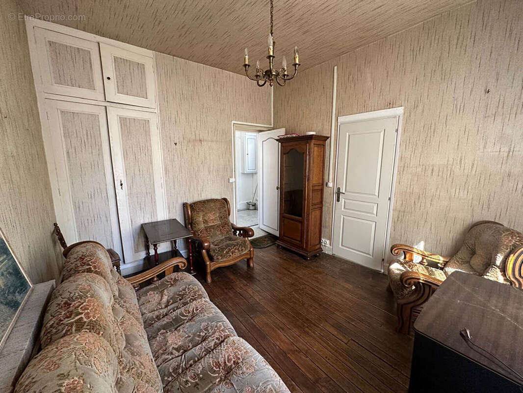 Maison plein centre ville de Provins avec terrain  - 87m² - photo 13