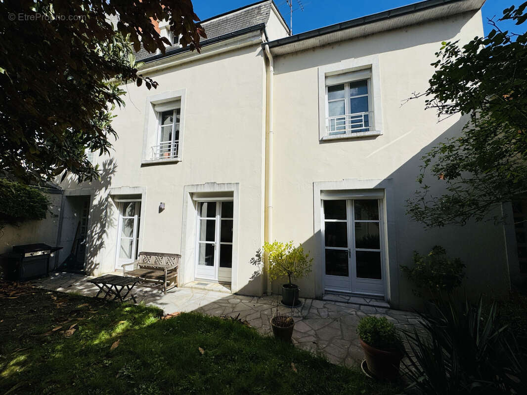 Maison à CHATELLERAULT