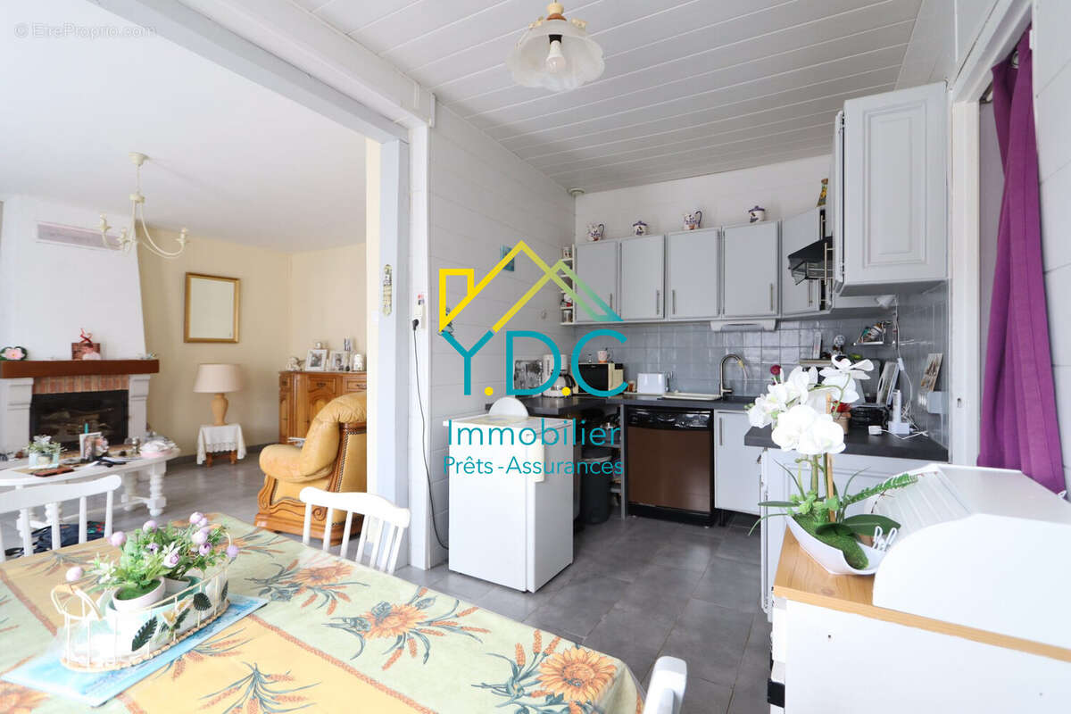 Maison 74 m² à Saint-Laurent-En-Caux  - photo 8