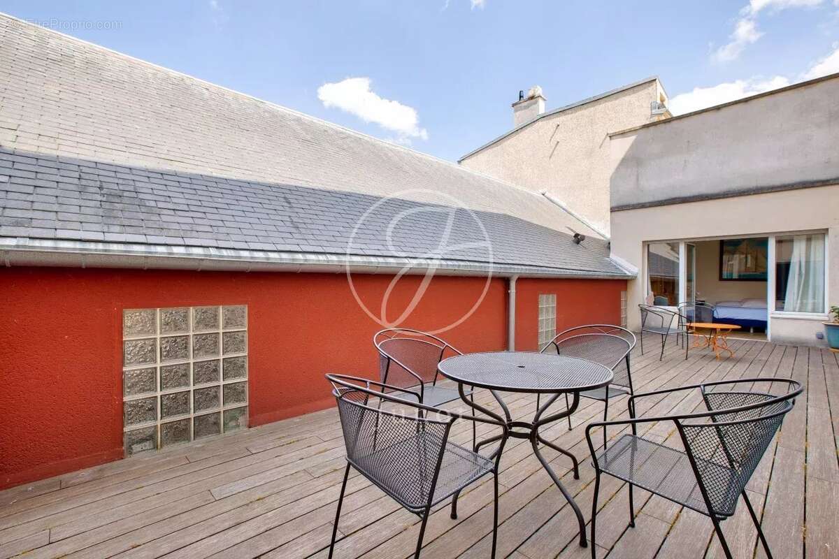 Appartement à VERSAILLES