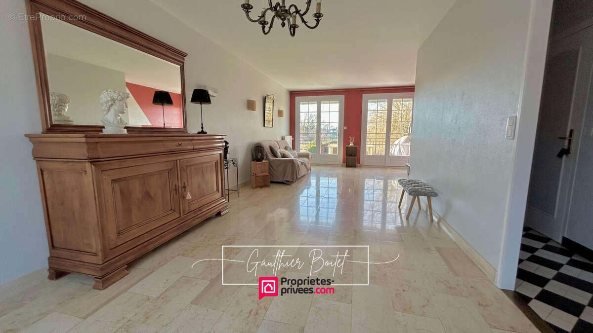 Maison à COULOMMIERS