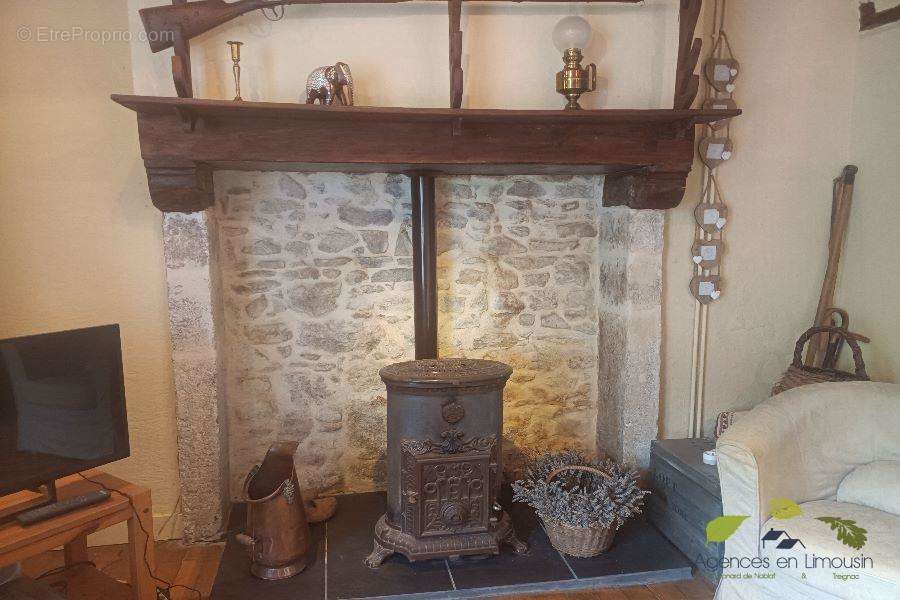 Maison à SAINT-AMAND-JARTOUDEIX