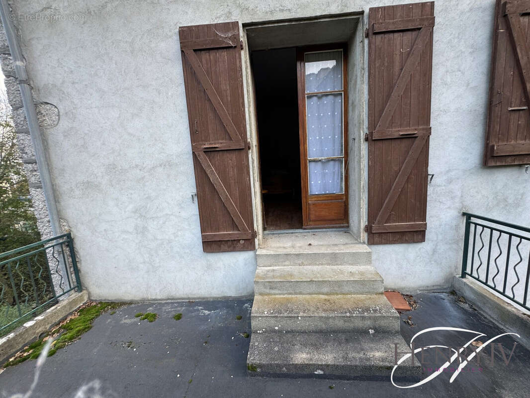Maison à LUMBIN