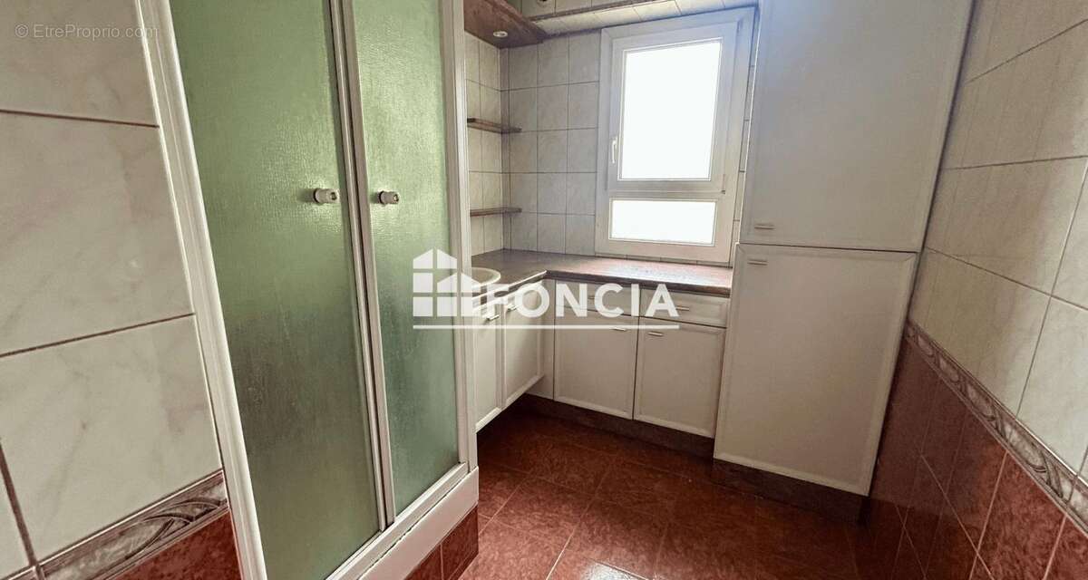 Appartement à THIAIS