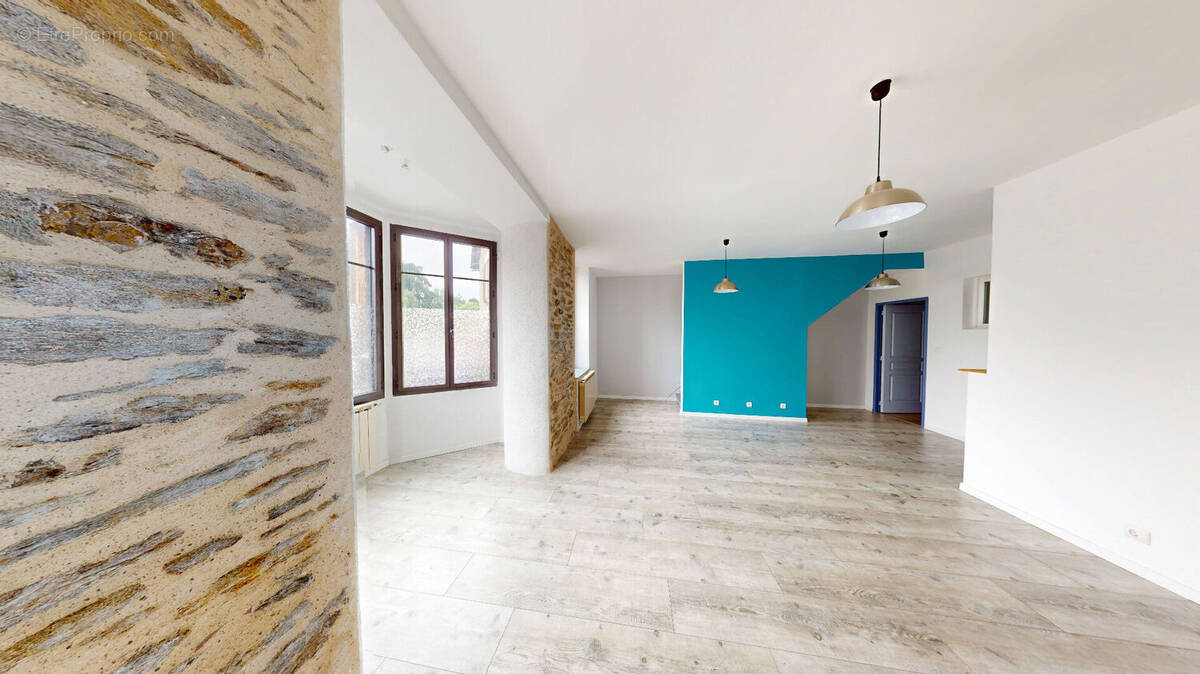 Appartement à BARAQUEVILLE
