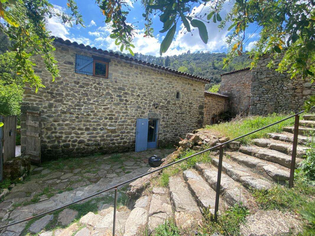 Maison de charme vue rivière – 139 m² – 2 logements indépendants - photo 3