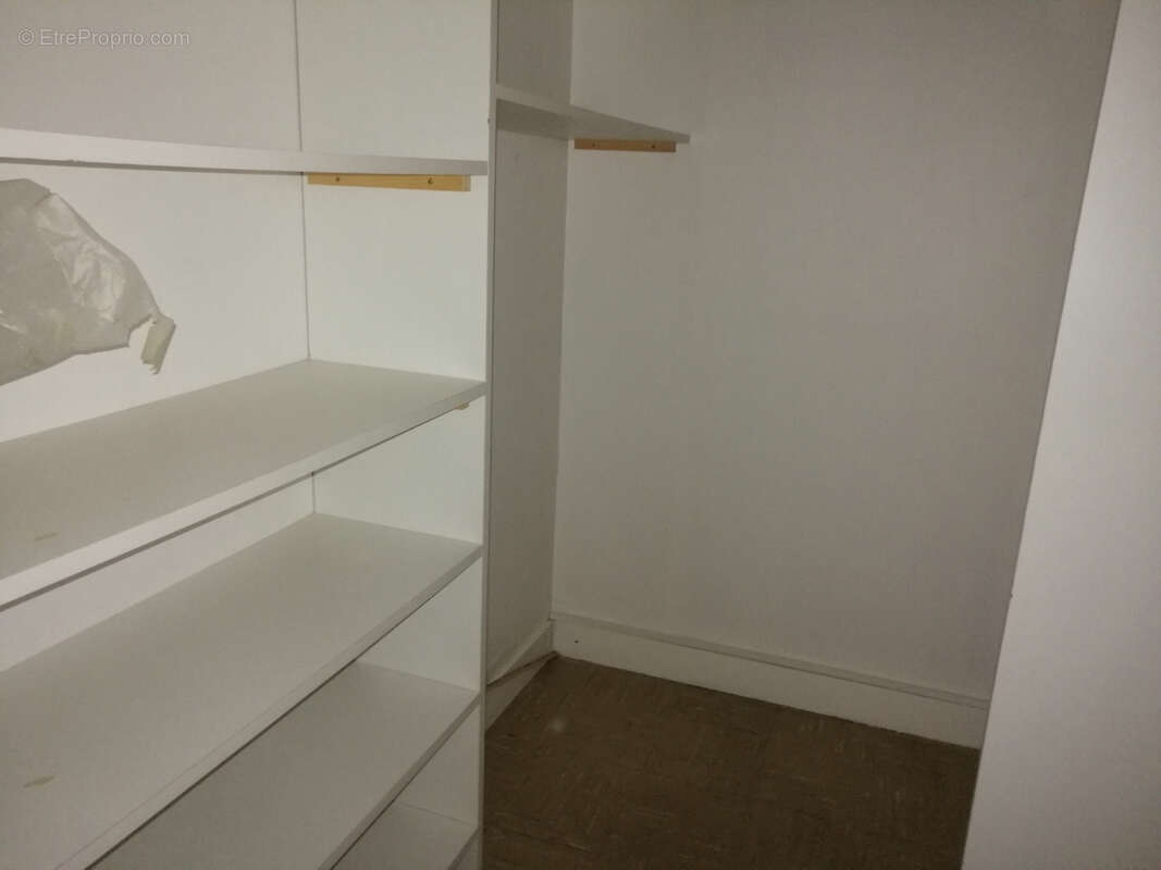 NEVERS appartement T.3   balcon GARAGE - photo 8