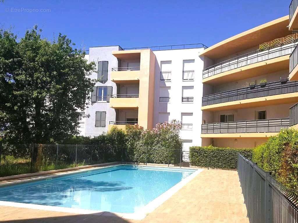 Appartement à FREJUS