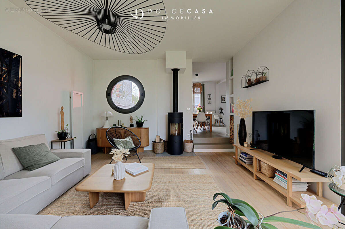 Maison à LE PERREUX-SUR-MARNE