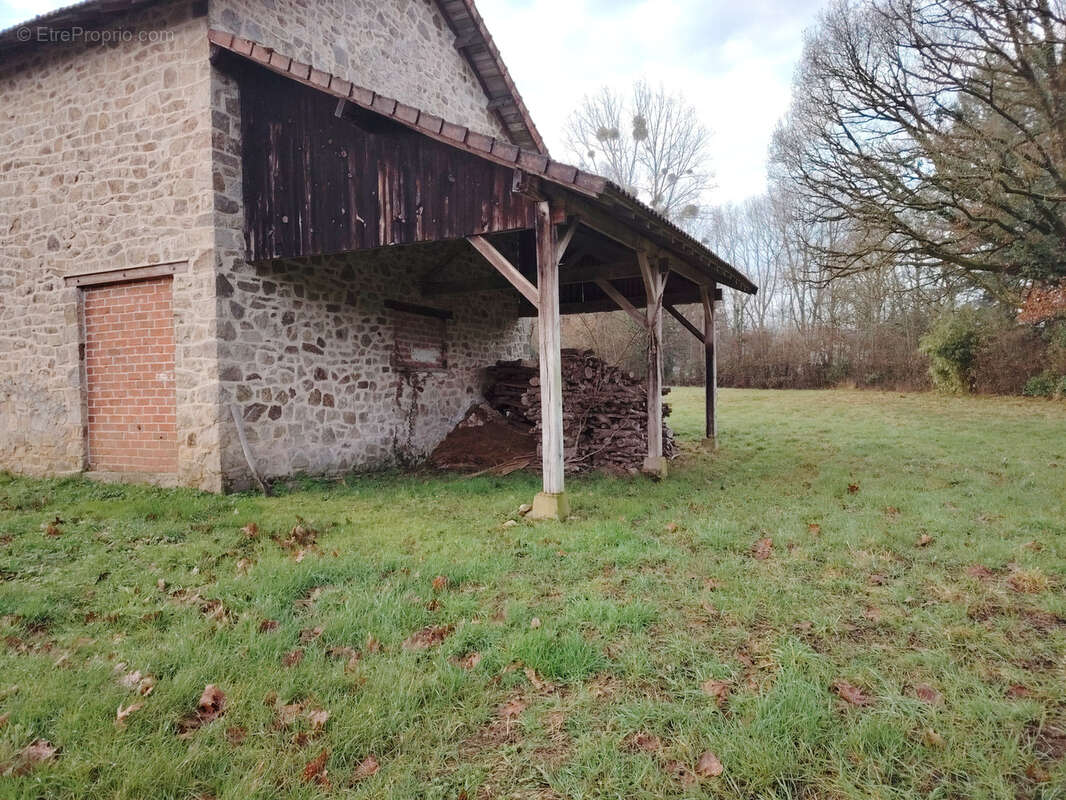 Maison à LA MEYZE