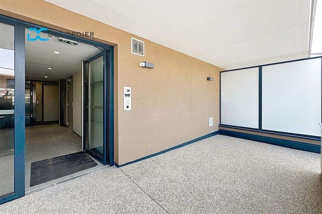 Appartement t5 neuvecelle neuf - photo 20