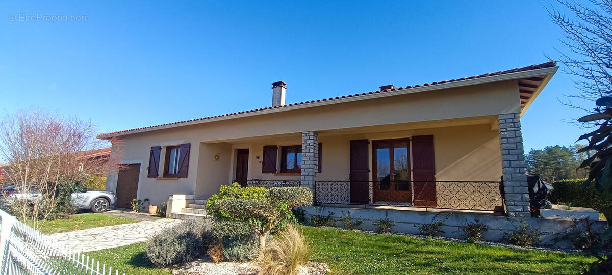 Maison à CAUSSADE