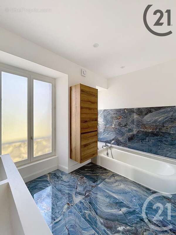 Maison à CHAMPS-SUR-YONNE