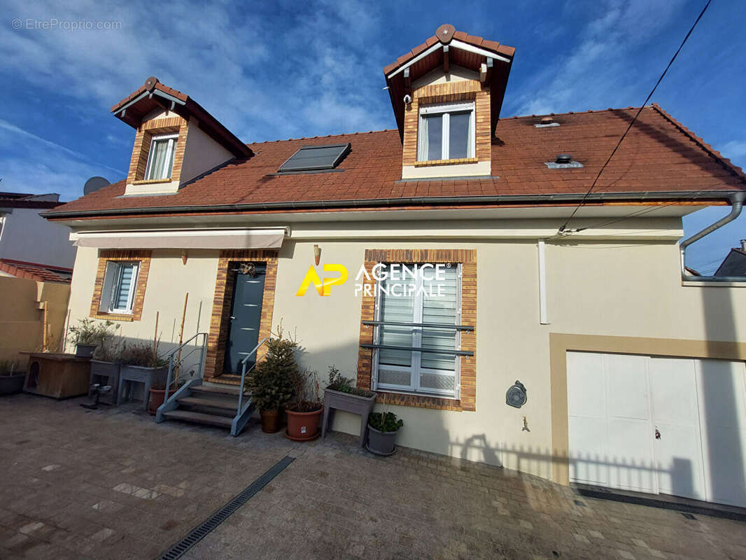 Maison à BEZONS