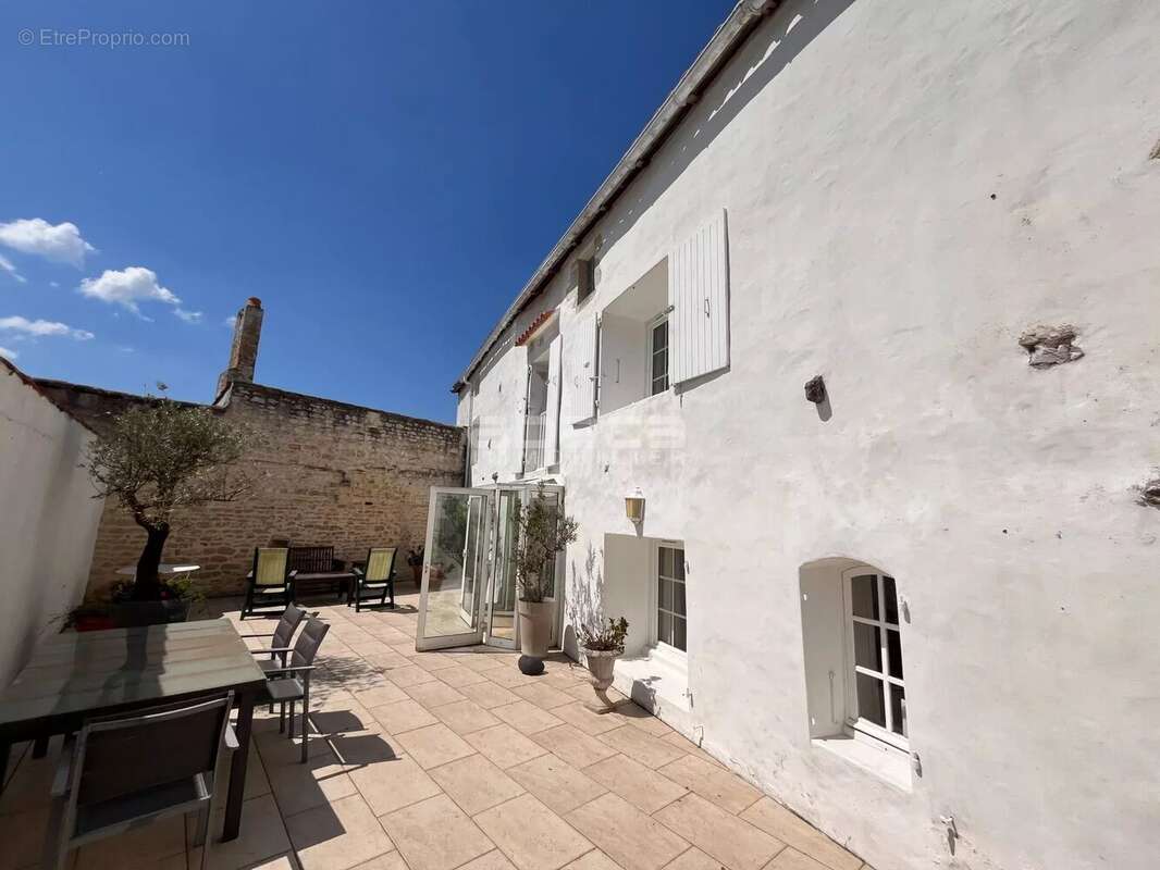 Maison à LE BOIS-PLAGE-EN-RE