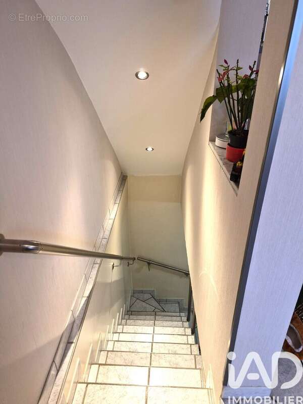 Photo 3 - Maison à ALGRANGE