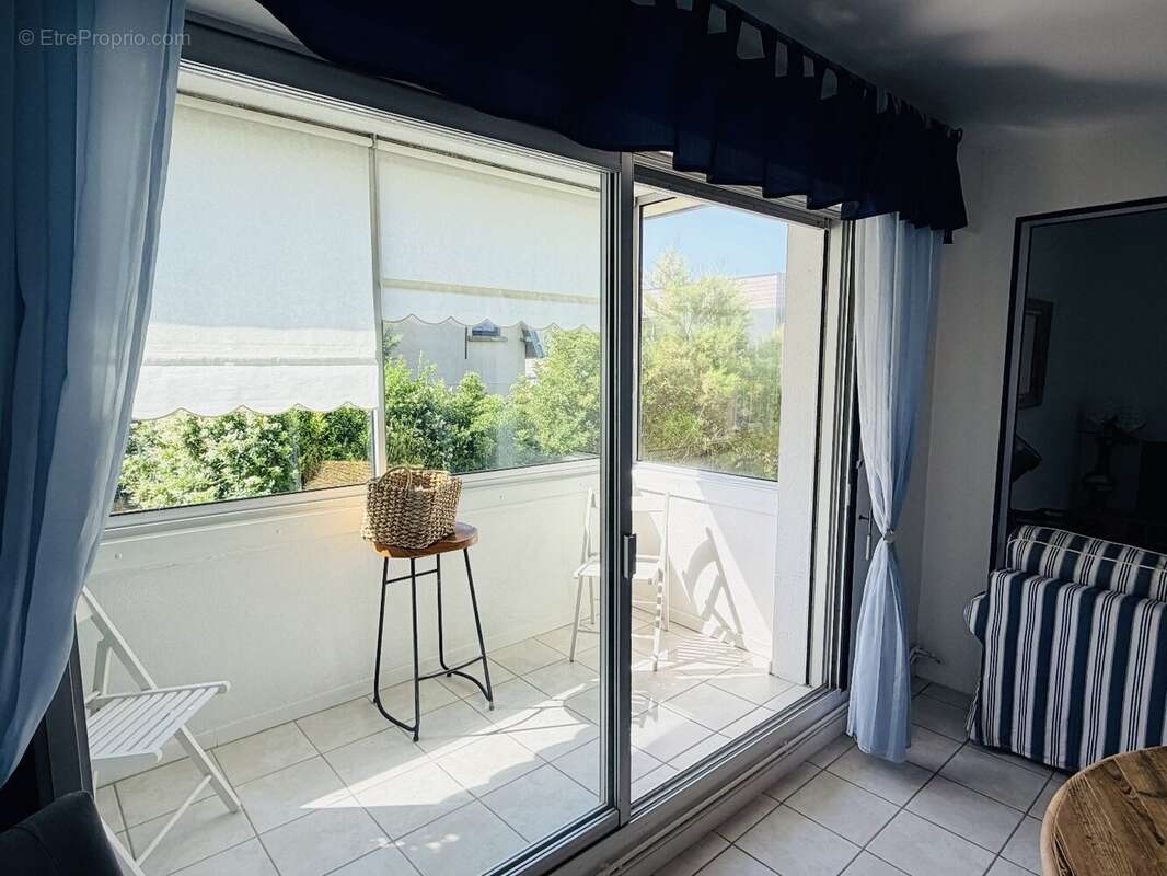 Appartement à LION-SUR-MER