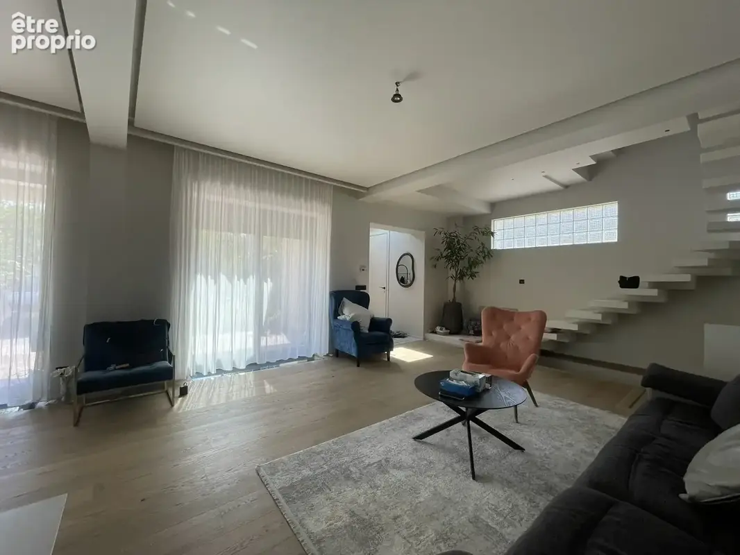 Maison 6 pièces 115 m² à vendre à Bondy (93140) - photo 2