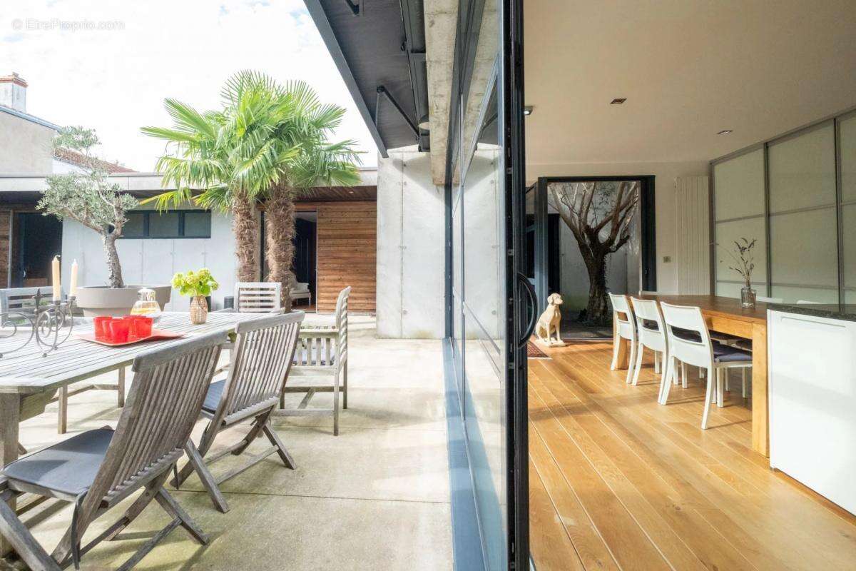 Maison à LA ROCHELLE