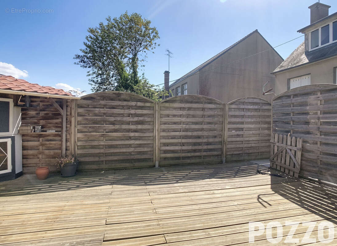 A vendre - maison de ville a pontorson - photo 14