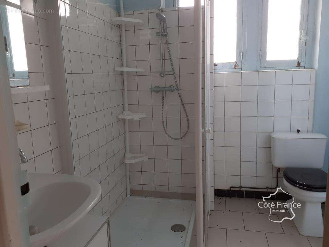 Maison 4 pièces avec dépendances dans village calme - photo 9