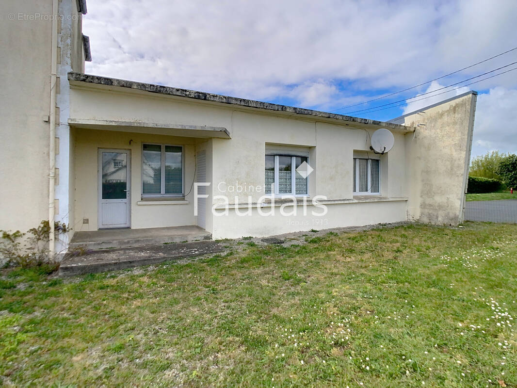 Maison à SURVILLE
