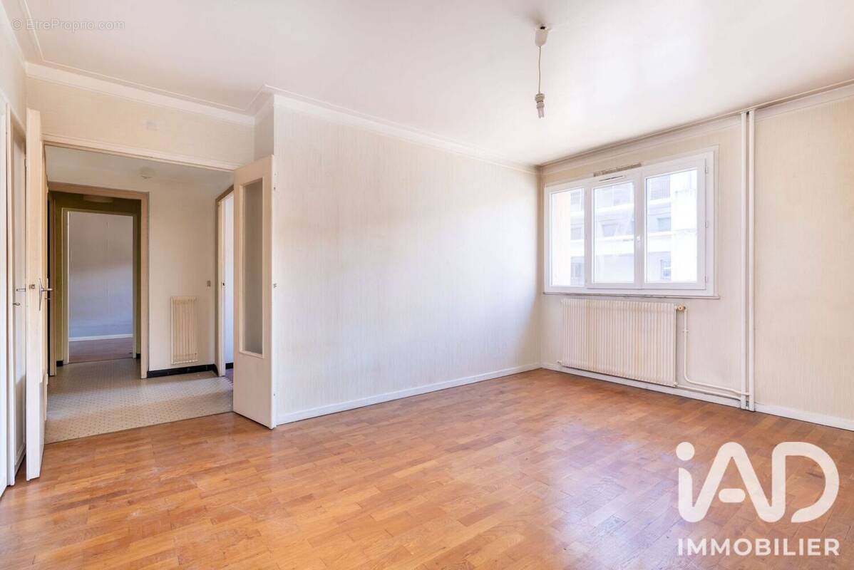 Photo 1 - Appartement à VILLEURBANNE