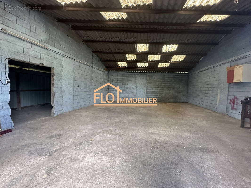 Parking à MARSEILLAN