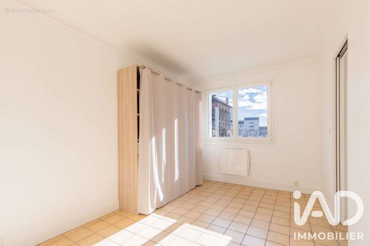 Photo 9 - Appartement à VIRY-CHATILLON