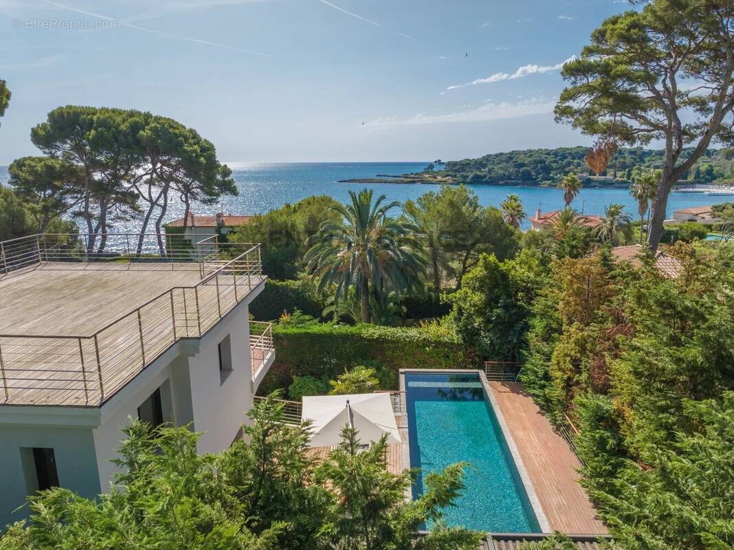 Cap D’Antibes Villa rénovée avec vue mer - photo 2