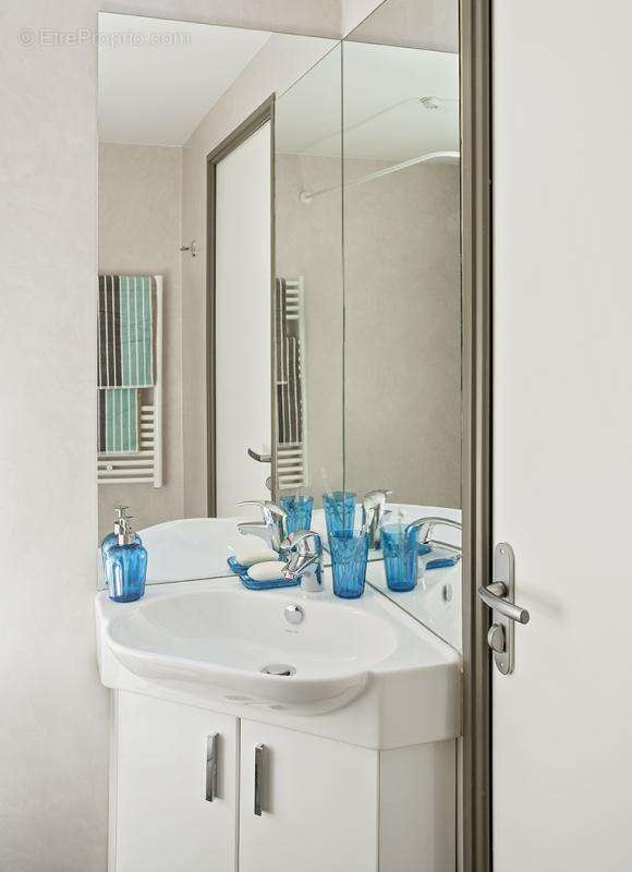 Appartement à MARSEILLE-5E