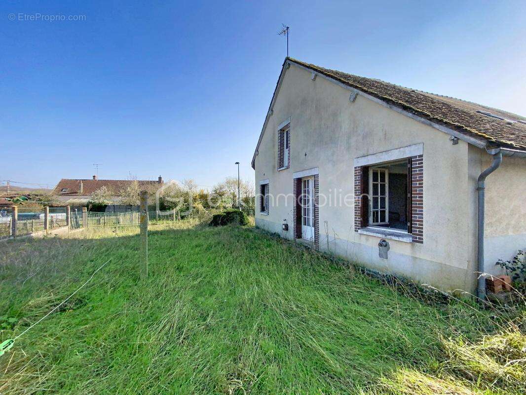 Maison à CHAMBEUGLE