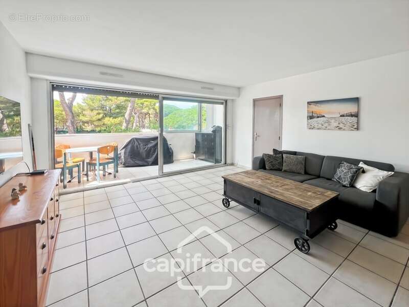 Appartement à HYERES