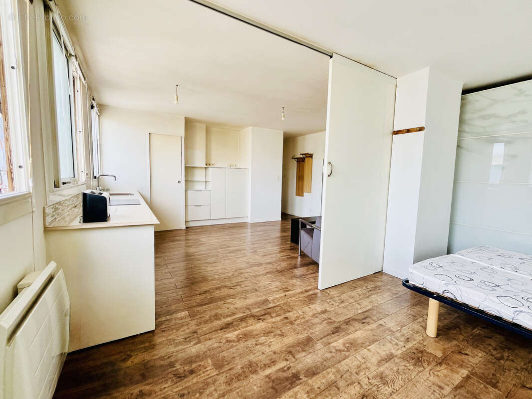 Appartement à MARSEILLE-8E