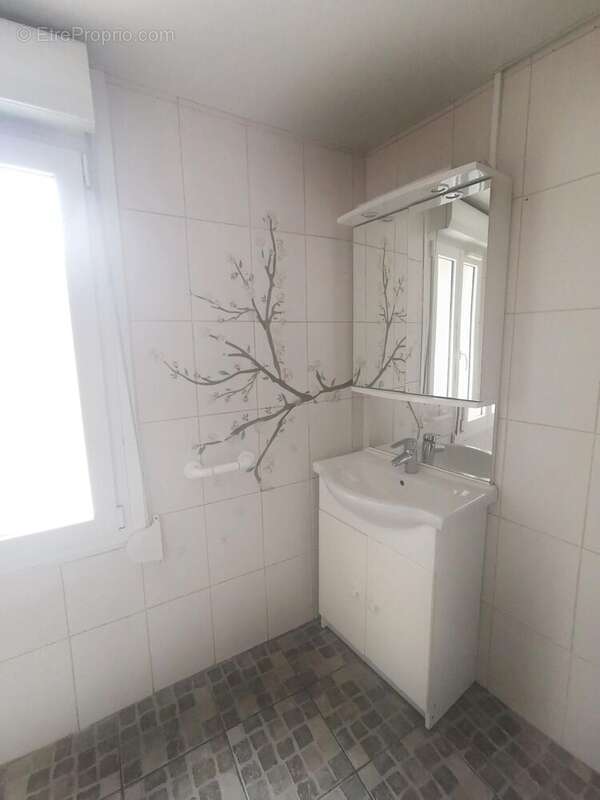 Photo 8 - Maison à BAZANCOURT