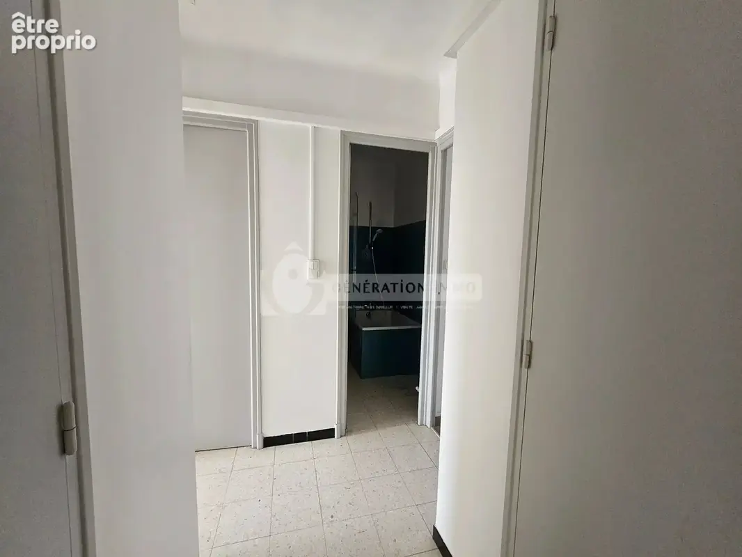 Appartement 61 m2 Résidence  "LE PROVENCE"  ARLES - photo 7