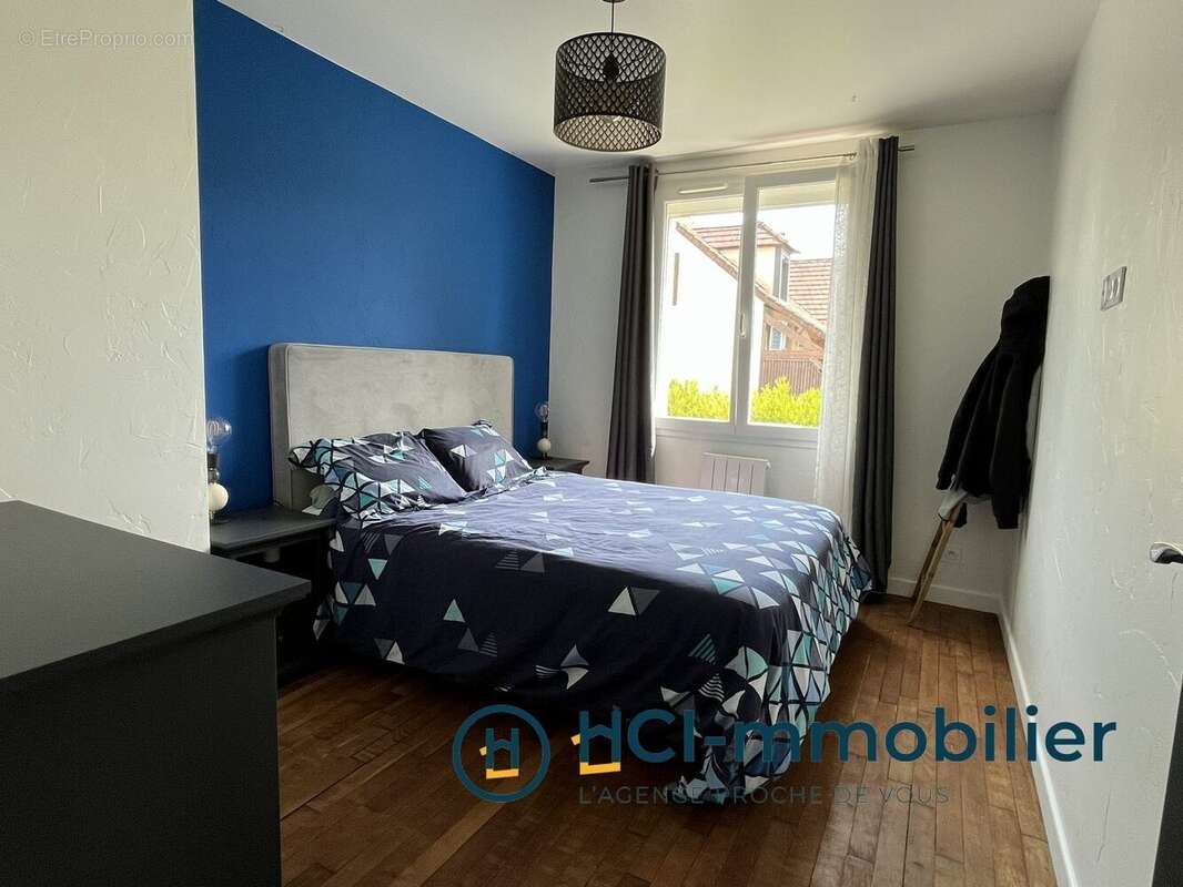 Appartement 79 m² à Saint-Remy  - photo 6