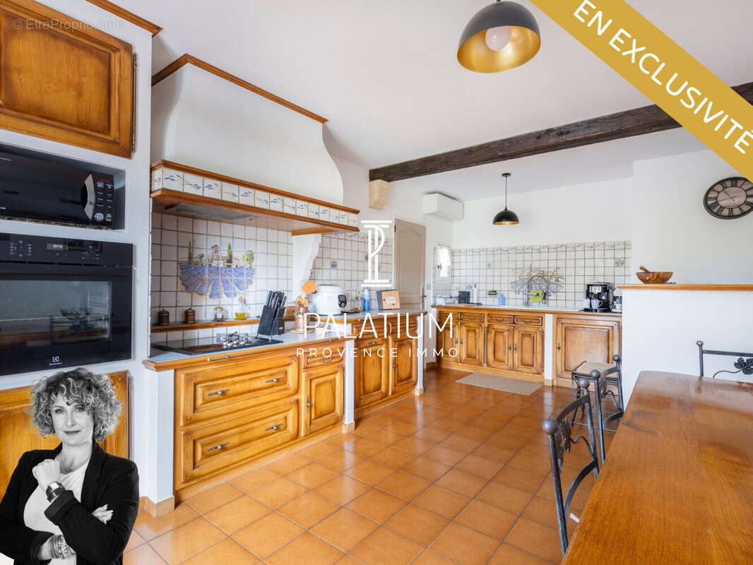 Maison à LA FARE-LES-OLIVIERS
