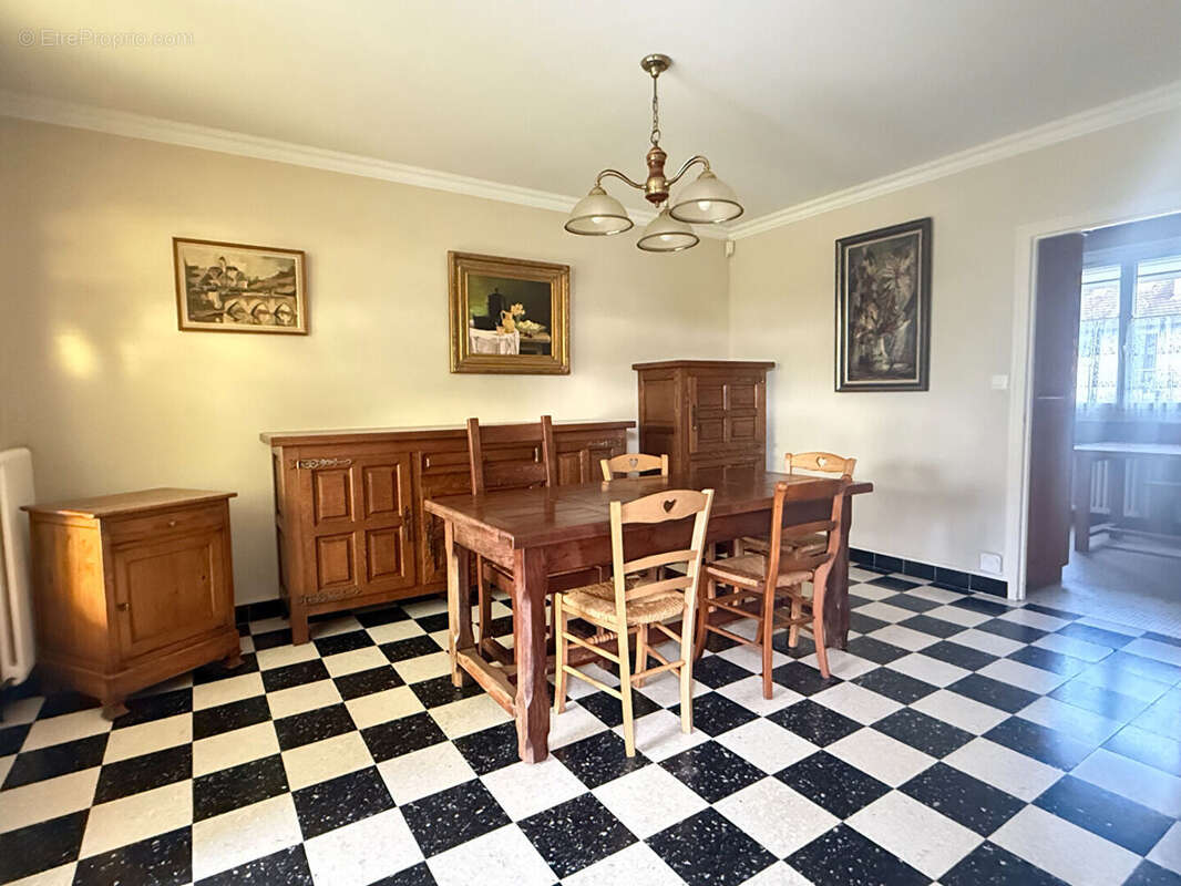 Maison à BEAUVAIS